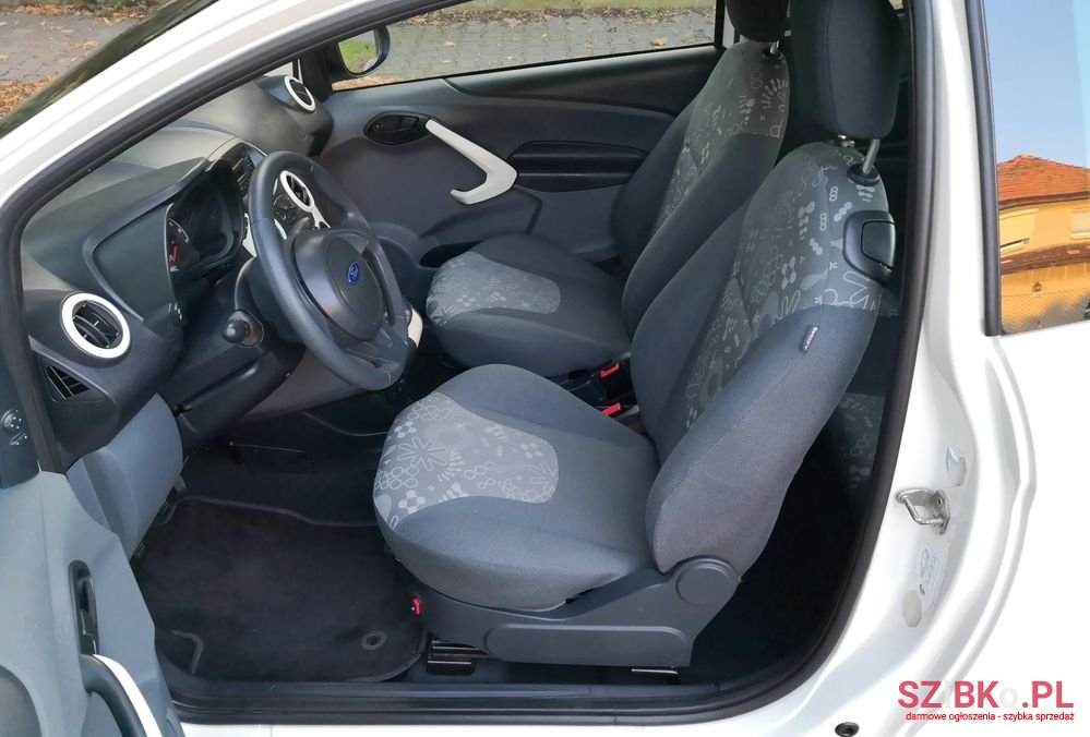 2011' Ford Ka 1.2 Trend+ Eu5 photo #6