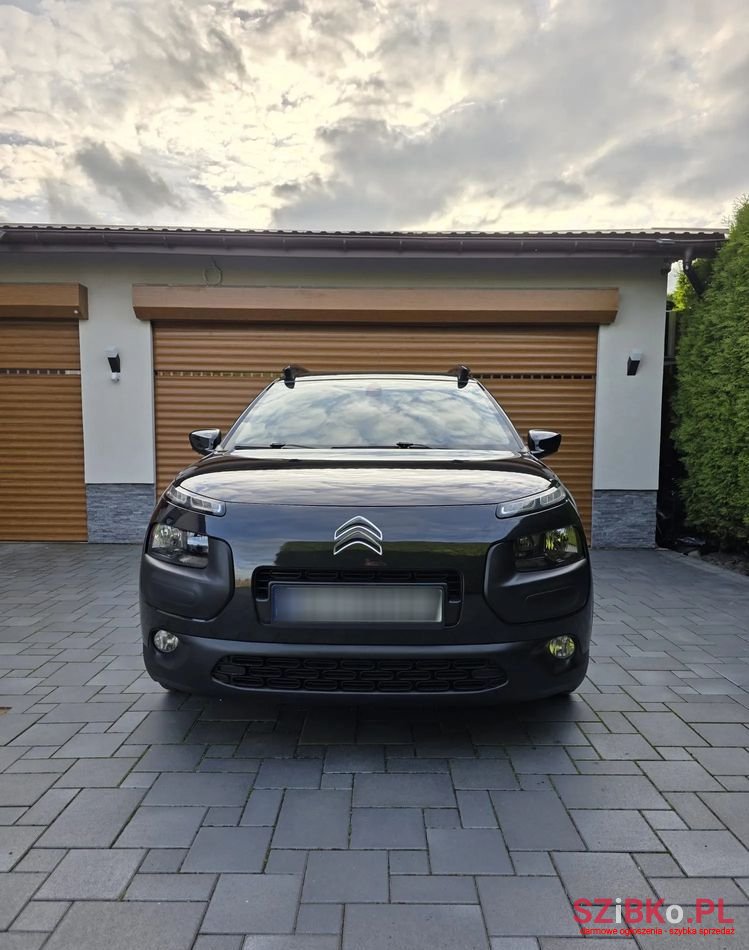 2015' Citroen C4 Cactus photo #2