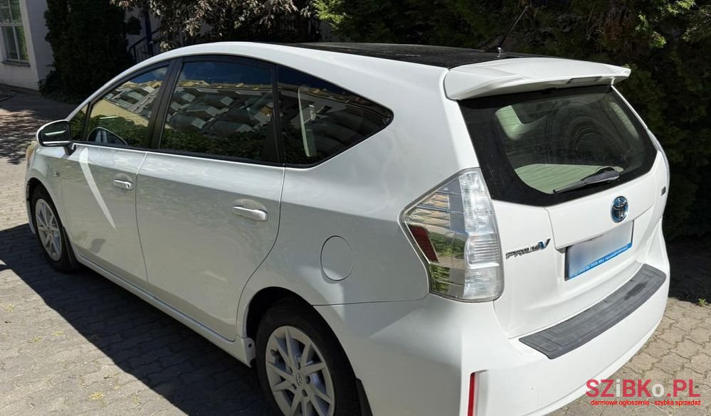 2014' Toyota Prius+ (Hybrid) Comfort photo #3