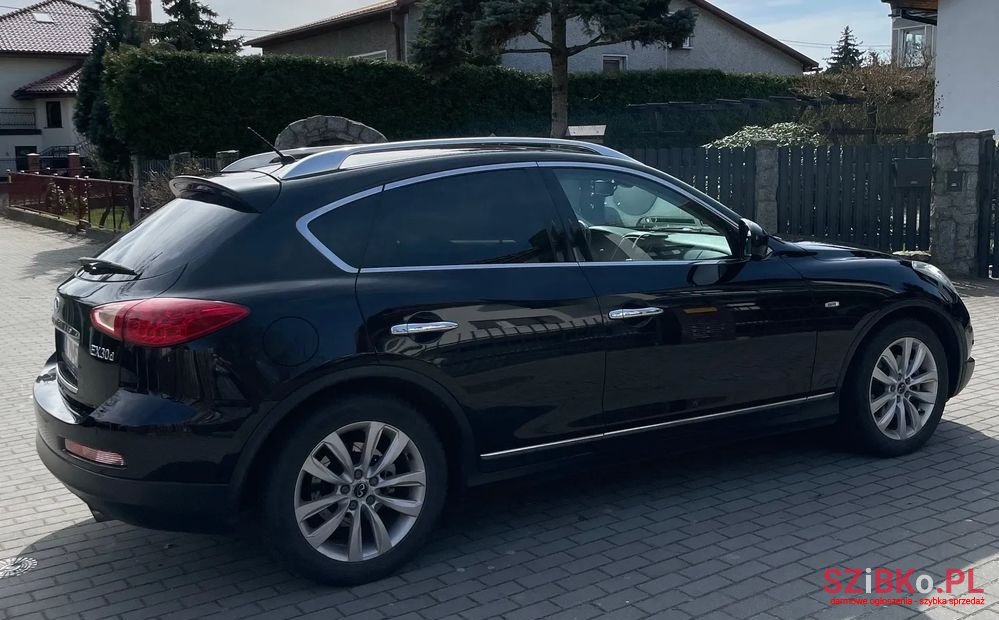 2010' Infiniti EX Black Premium photo #3