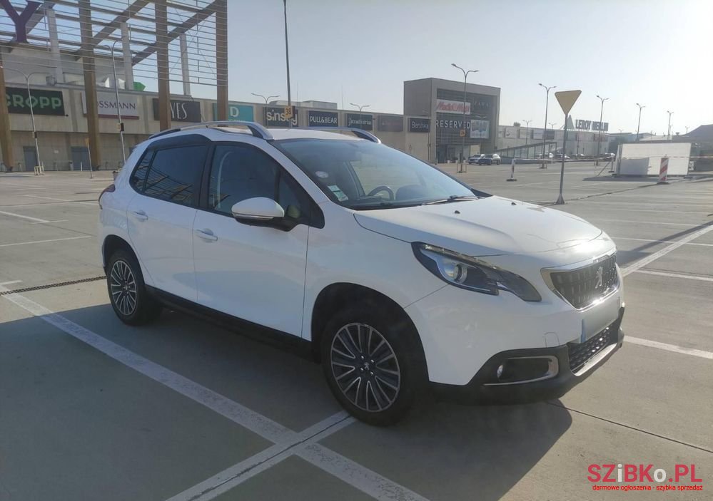 2017' Peugeot 2008 photo #2