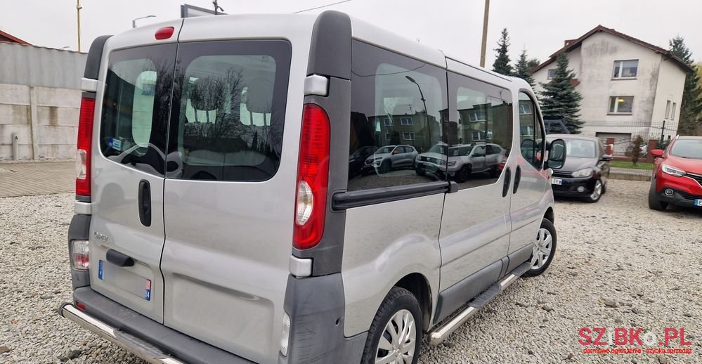 2009' Opel Vivaro photo #6