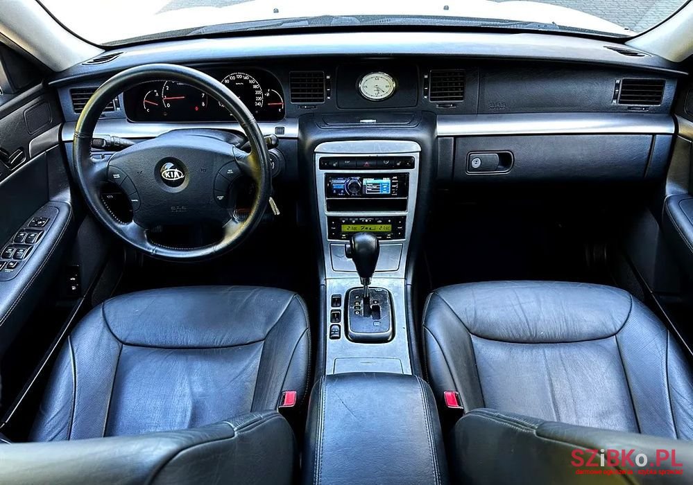 2006' Kia Opirus photo #6