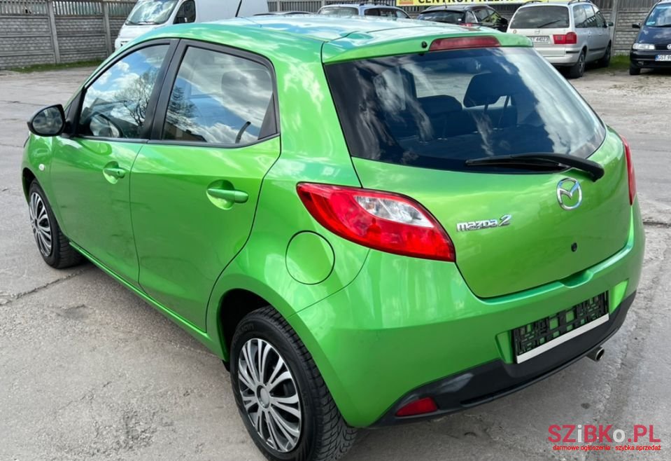 2008' Mazda 2 photo #4