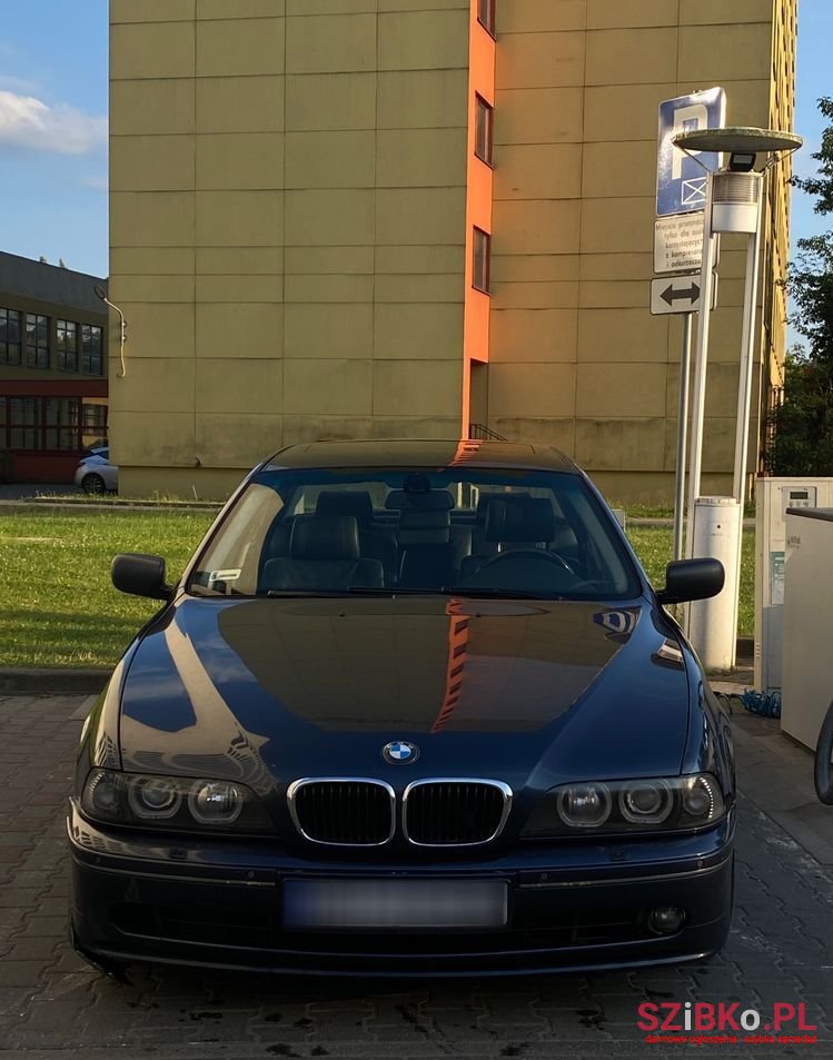 2002' BMW 5 Series photo #1