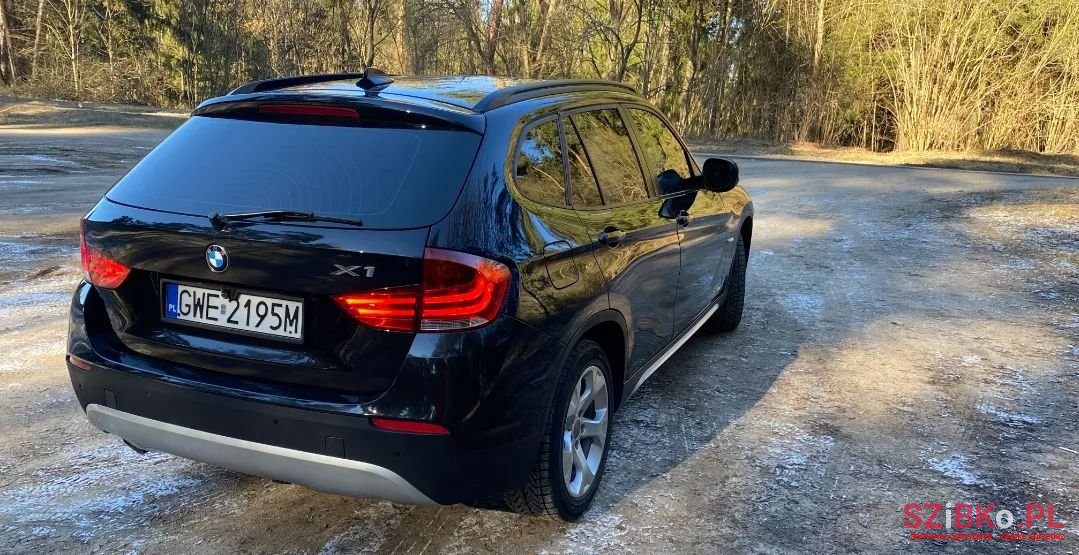 2011' BMW X1 photo #2