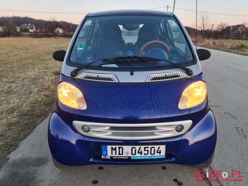 2001' Smart Fortwo photo #3