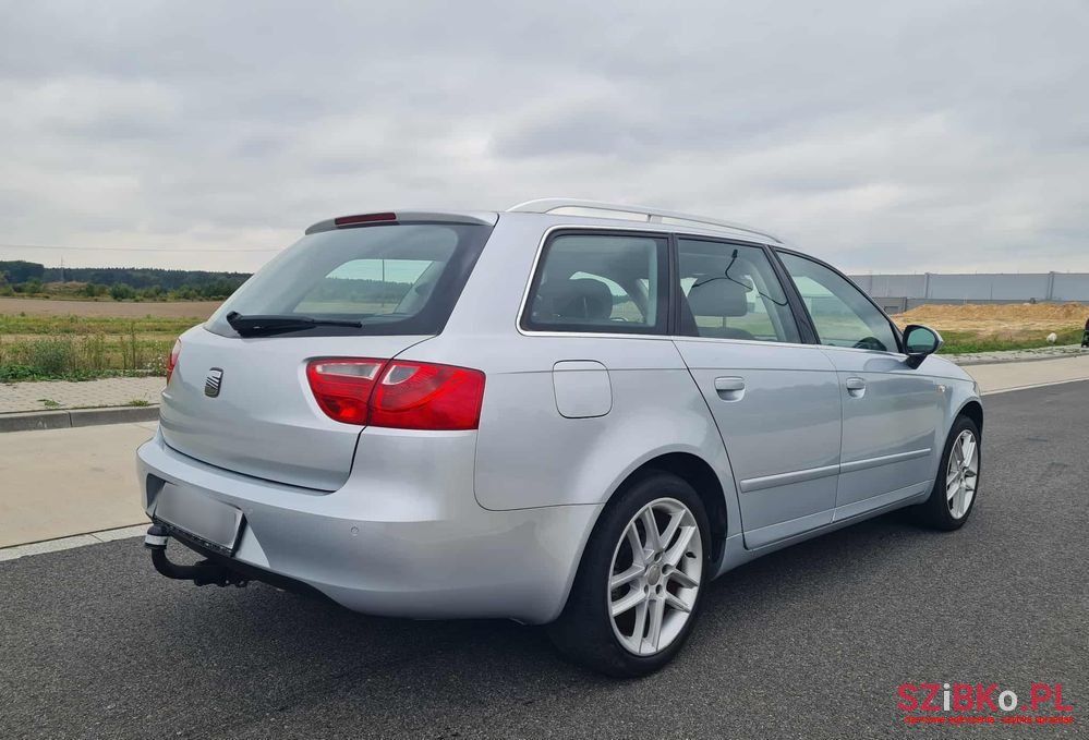 2010' SEAT Exeo photo #6