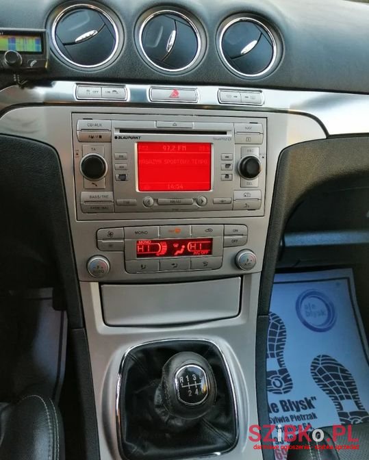 2007' Ford S-Max photo #6
