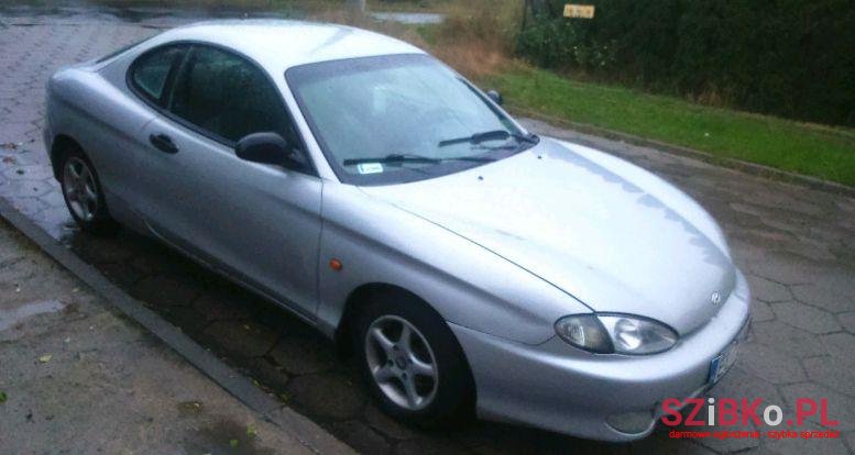 1998' Hyundai Coupe photo #1