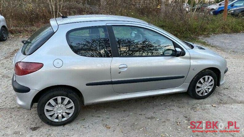 2002' Peugeot 206 photo #1