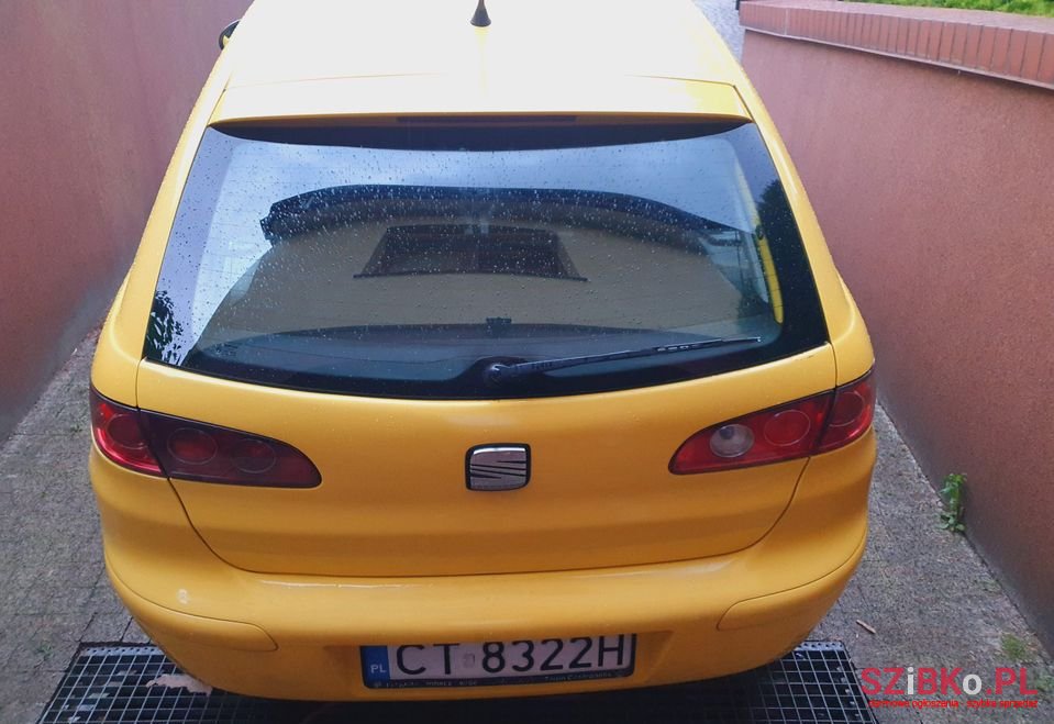 2003' SEAT Ibiza Sport photo #4