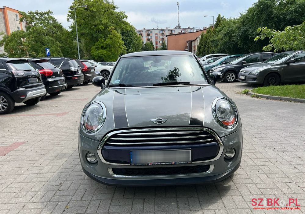 2015' MINI Cooper Standard photo #2