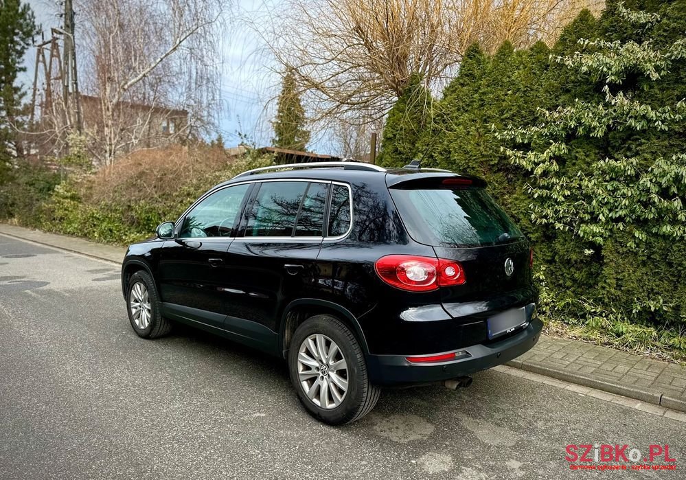 2009' Volkswagen Tiguan photo #5
