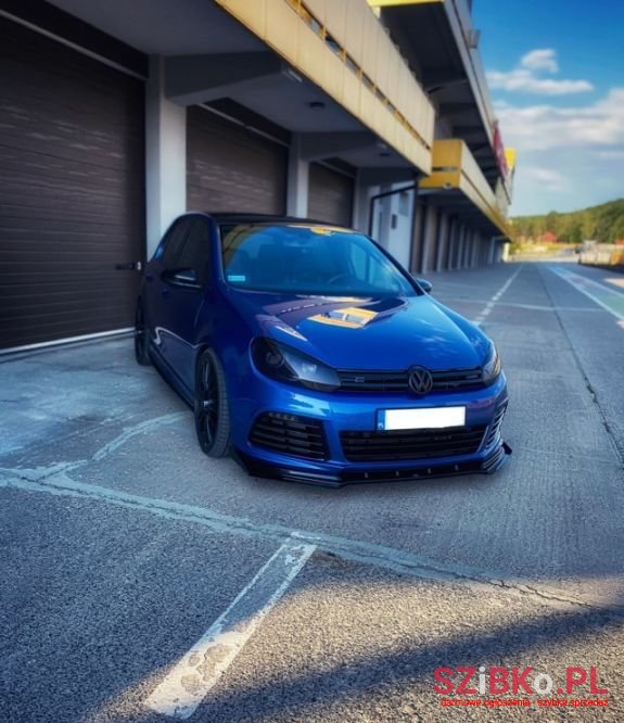 2011' Volkswagen Golf photo #4