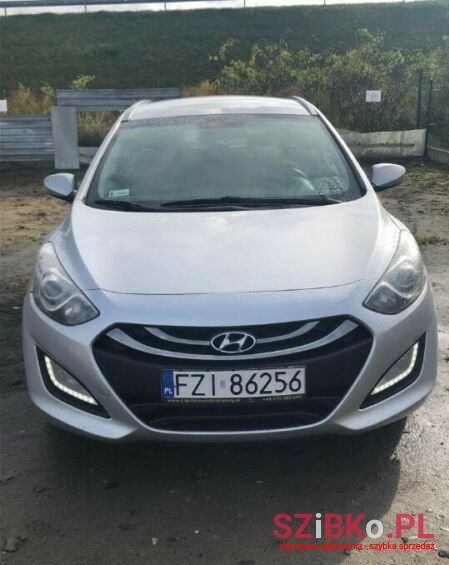 2013' Hyundai i30 photo #1