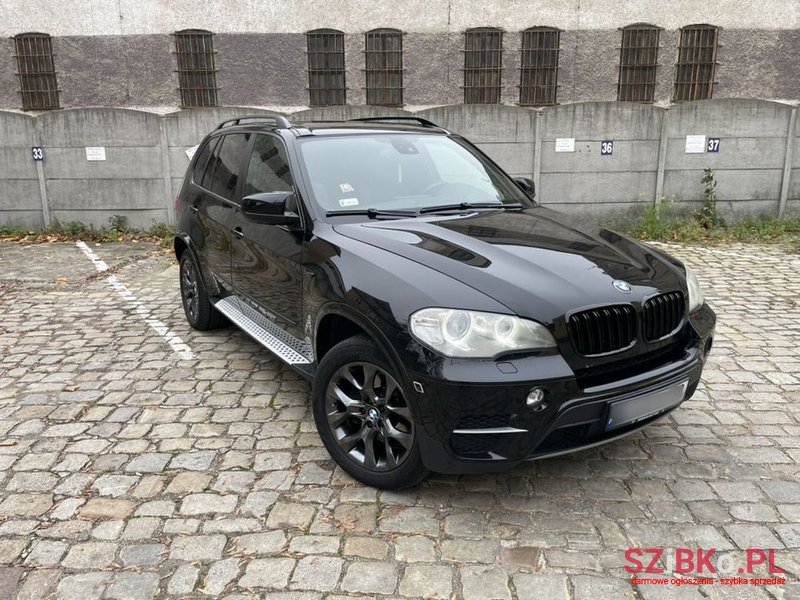 2011' BMW X5 photo #1