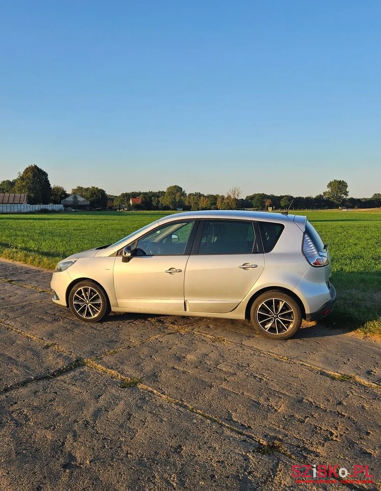 2013' Renault Scenic photo #4