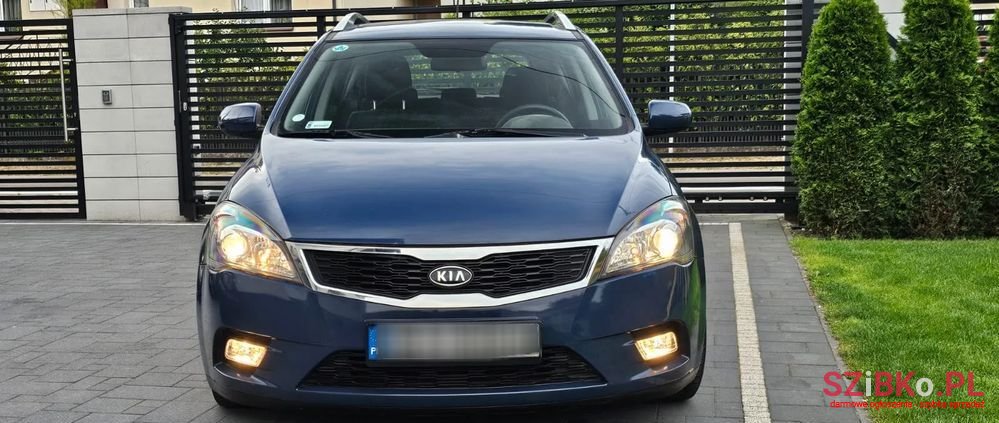 2010' Kia Ceed Comfort photo #2