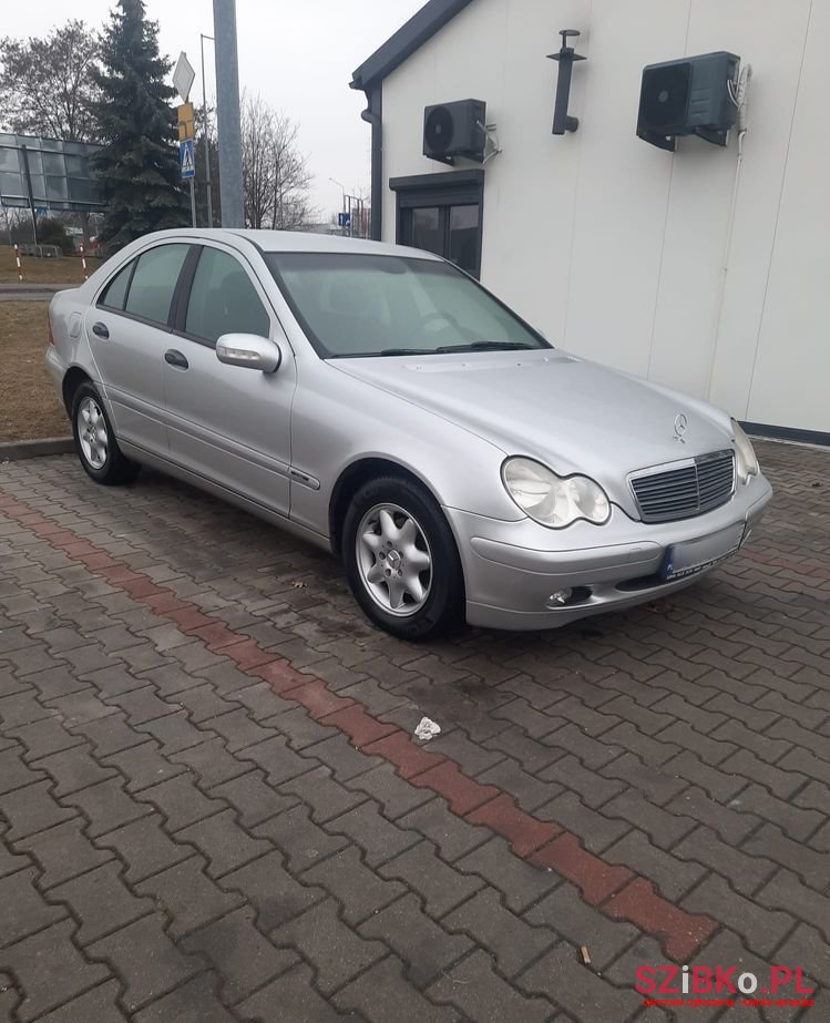 2003' Mercedes-Benz C-Class photo #1