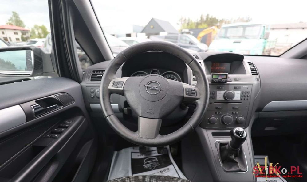 2007' Opel Zafira photo #5