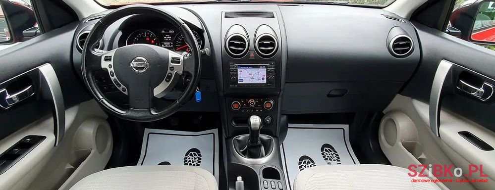 2010' Nissan Qashqai 1.6 I-Way photo #6