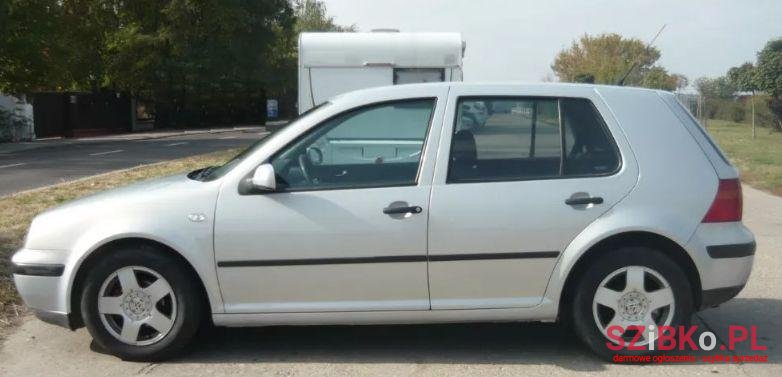 1998' Volkswagen Golf photo #1