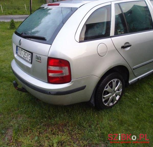 2004' Skoda Octavia photo #1