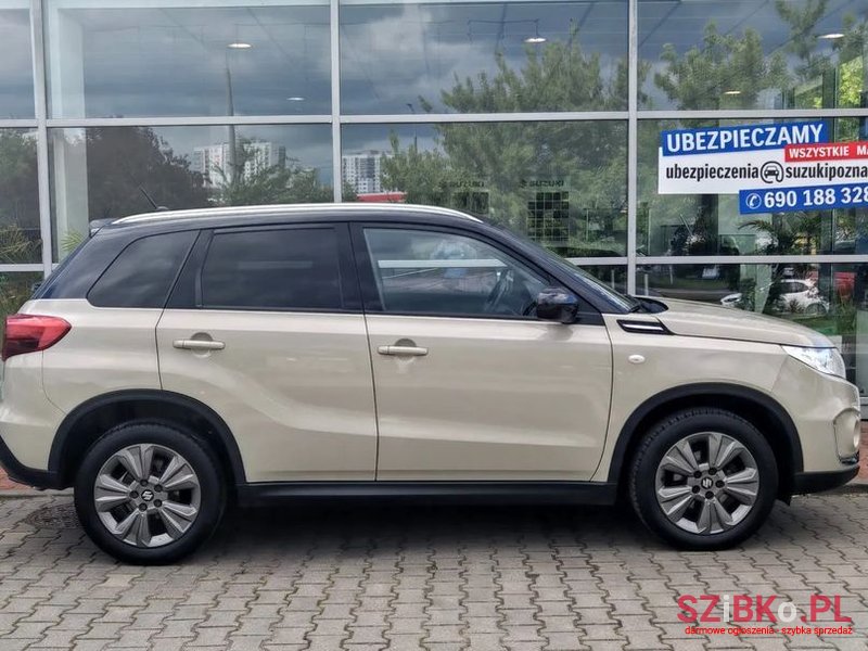 2019' Suzuki Vitara photo #2