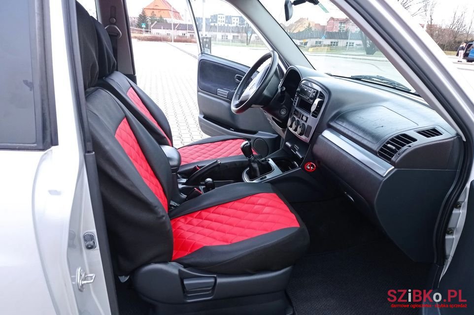 2003' Suzuki Grand Vitara photo #4