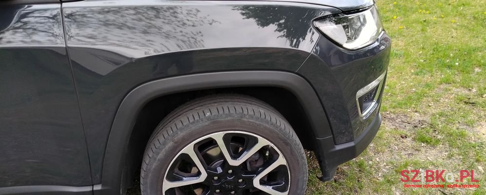 2018' Jeep Compass photo #3