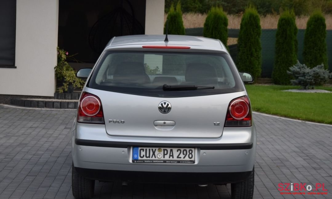 2008' Volkswagen Polo photo #5