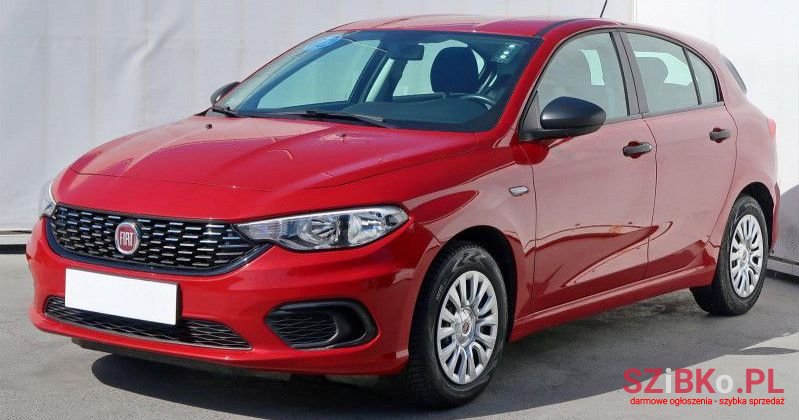 2017' Fiat Tipo photo #1