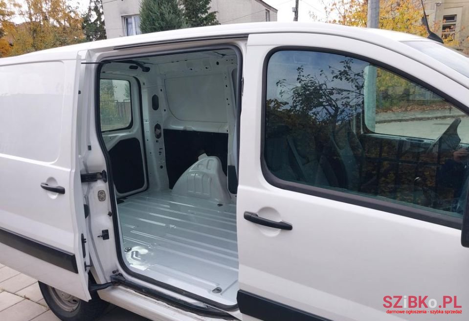 2013' Peugeot Expert photo #2