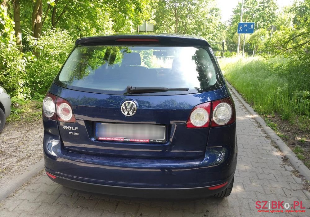 2005' Volkswagen Golf Plus photo #5
