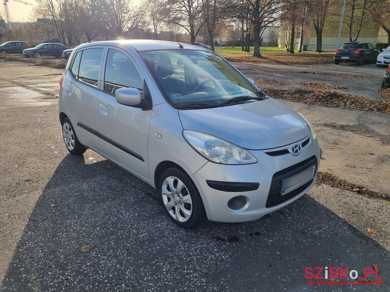 2011' Hyundai i10 1.1 Premium photo #2