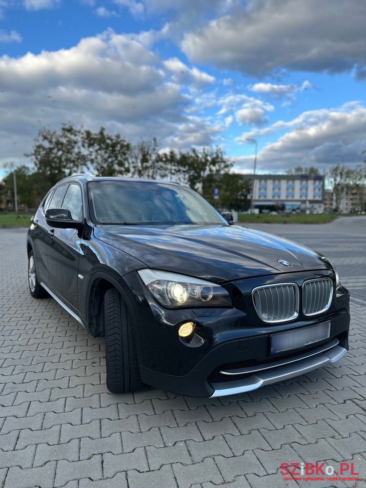 2011' BMW X1 photo #2