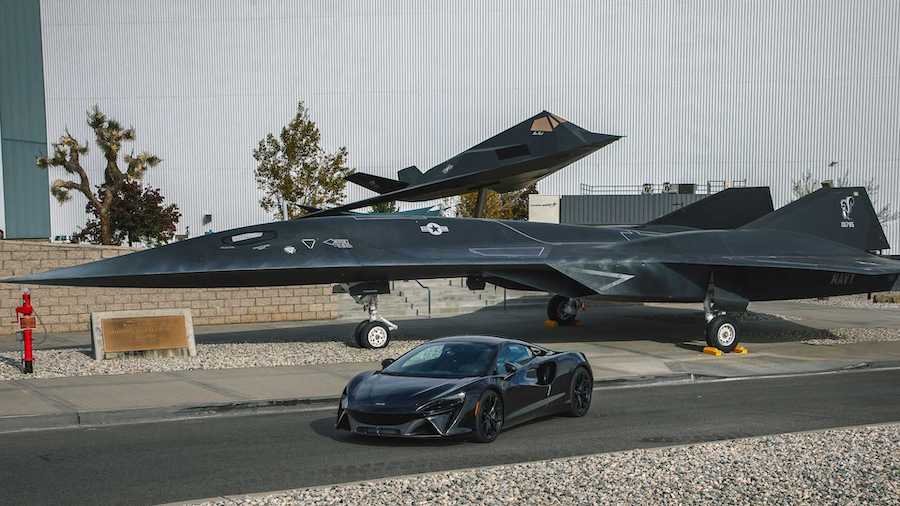 McLaren, Lockheed Will Collaborate On "Futuristic" Supercar Design