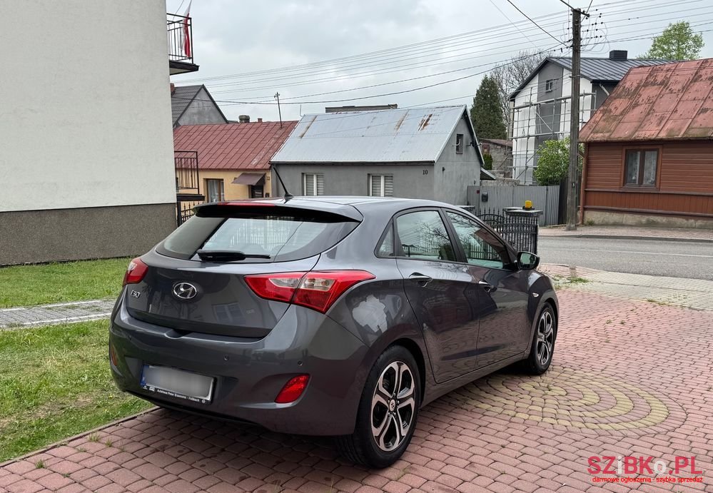 2016' Hyundai i30 1.4 Premium photo #5