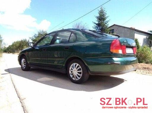 1998' Mitsubishi Carisma photo #1