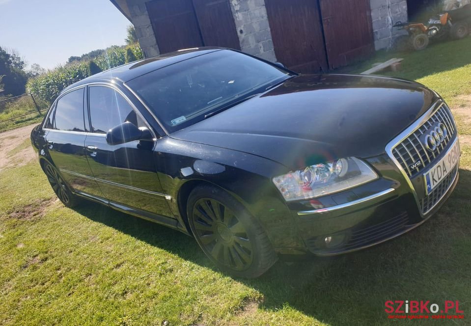 2004' Audi A8 photo #2