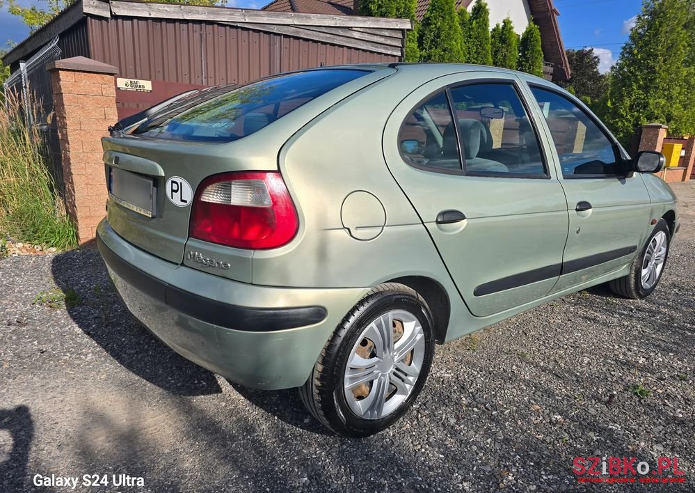 2000' Renault Megane photo #3