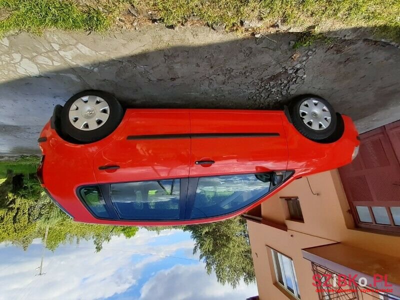 2007' Volkswagen Polo photo #2