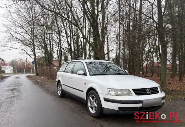 1997' Volkswagen Passat 1.9 Tdi photo #2