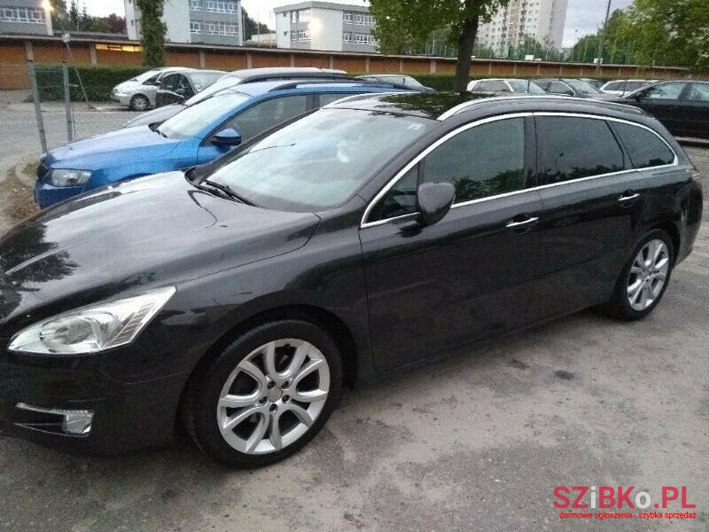 2011' Peugeot 508 Sw photo #1