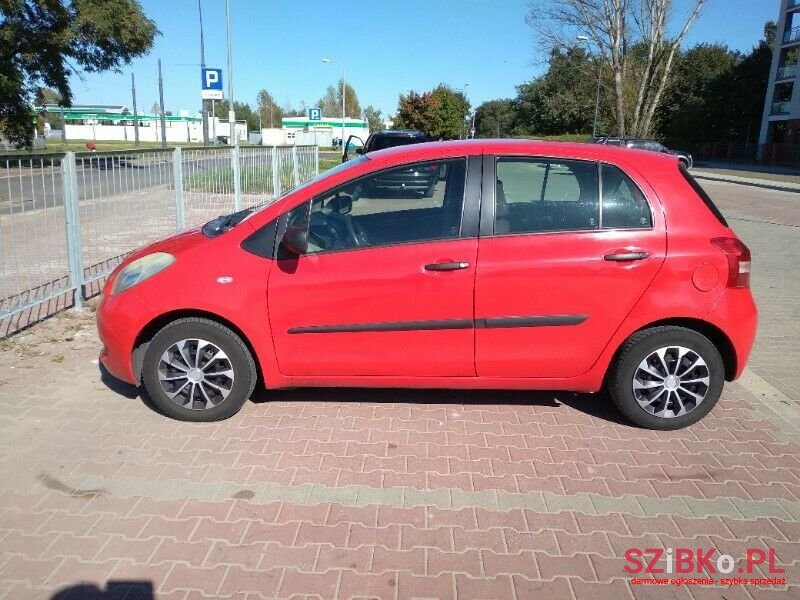 2006' Toyota Yaris photo #3