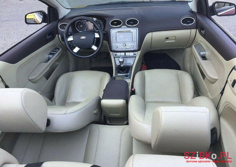 2008' Ford Focus photo #2