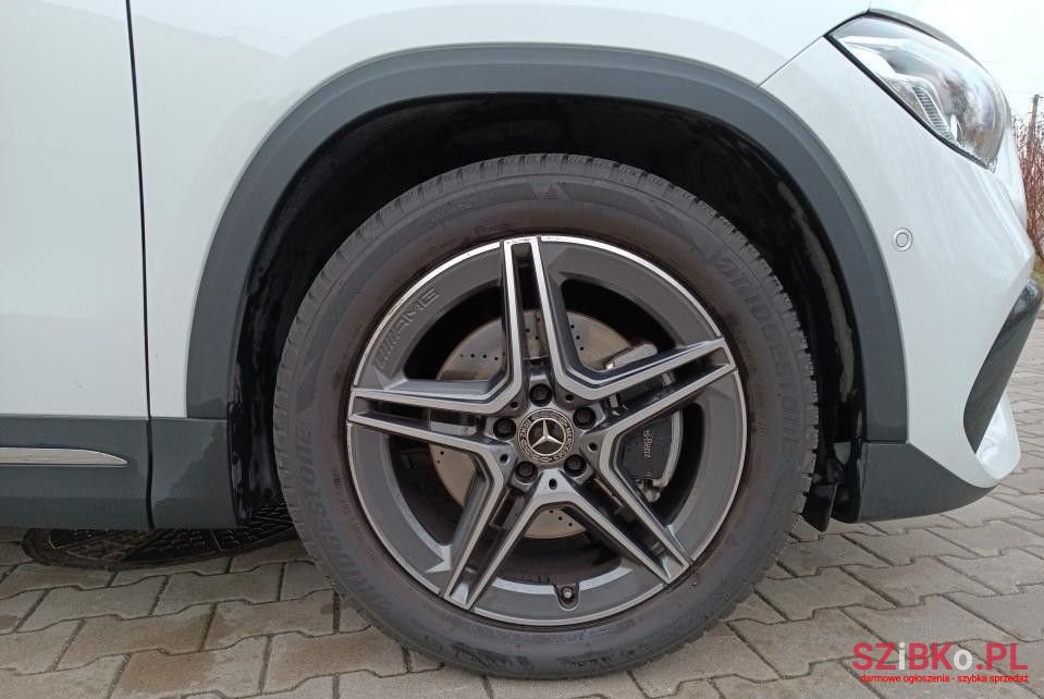 2021' Mercedes-Benz GLA photo #5