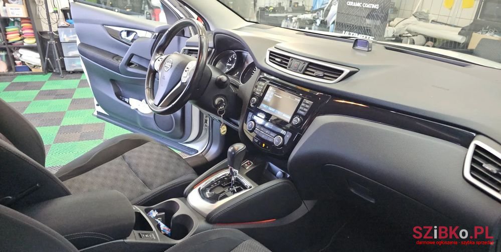 2015' Nissan Qashqai photo #6