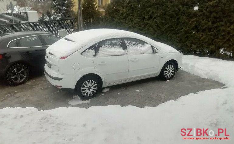 2007' Ford Focus photo #1